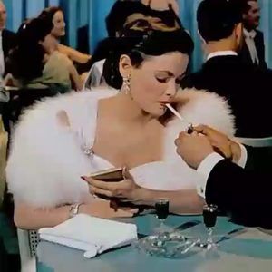 Meet your Posher, Kara